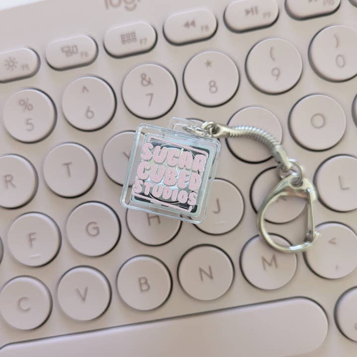 The Leader, Girly Pop Hunters - Fidget Keycap Keychain